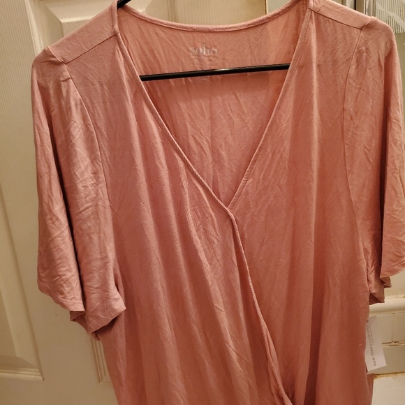 Shirt - Picture 1 of 3